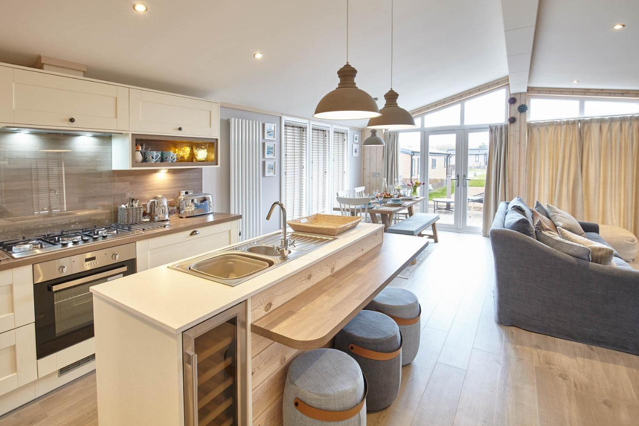 Host & Stay - Puffins Rest Runswick Exteriör bild